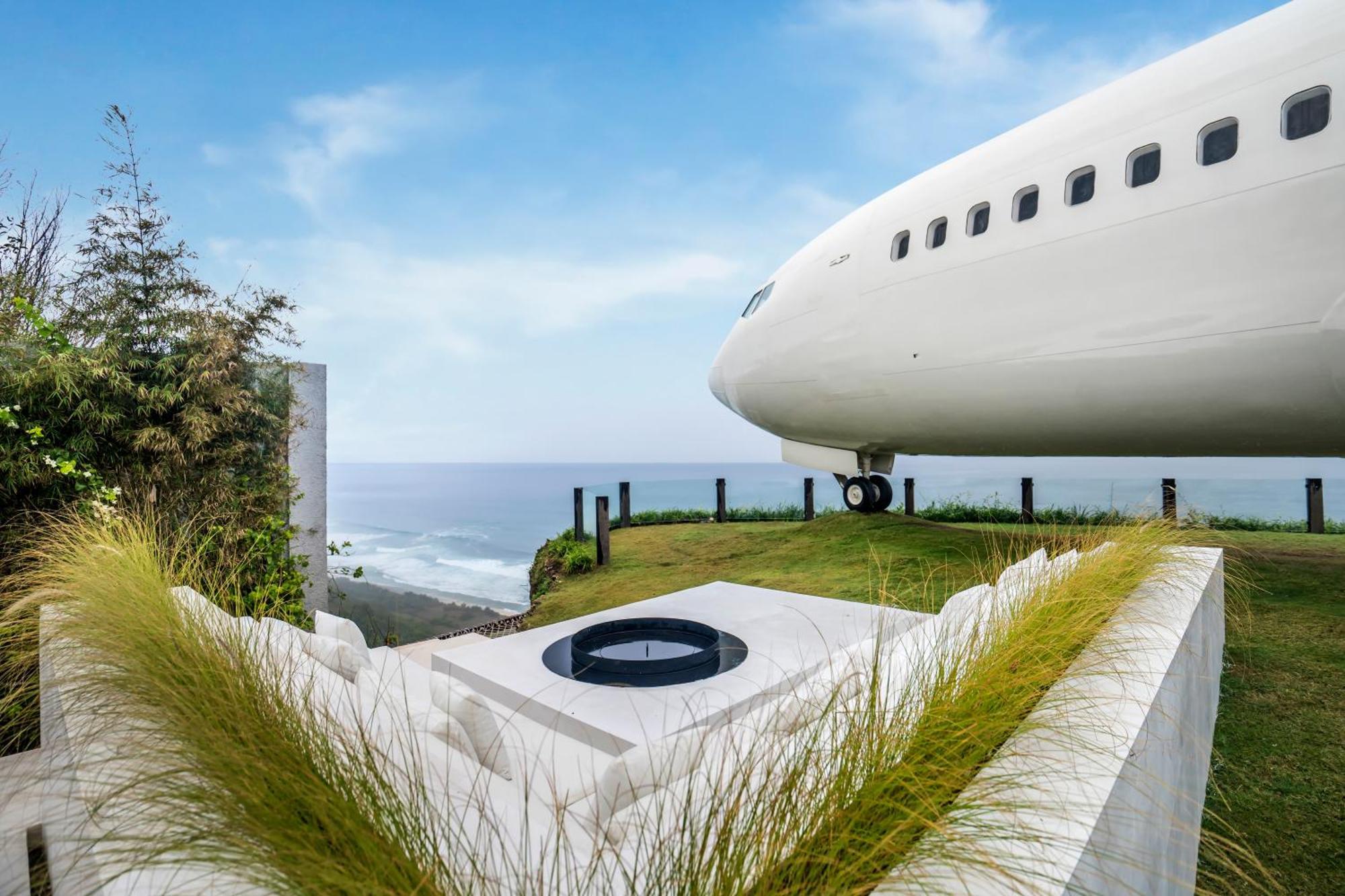 Private Jet Villa by Hanging Gardens Air Uluwatu Eksteriør billede